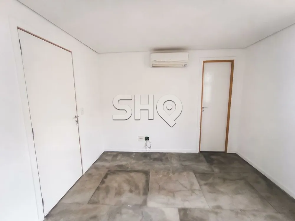 Cobertura, 3 quartos, 215 m² - Foto 2