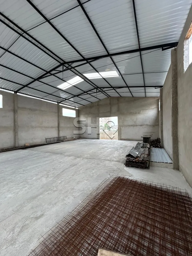 Depósito-Galpão, 555 m² - Foto 1