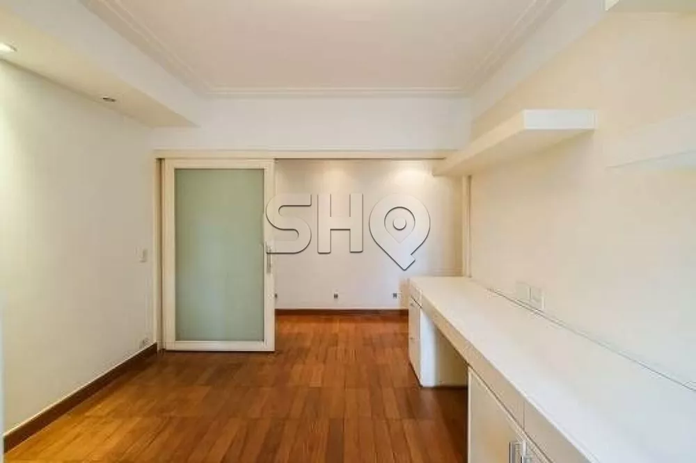 Apartamento à venda com 4 quartos, 251m² - Foto 15