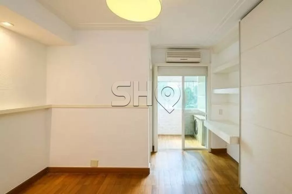 Apartamento à venda com 4 quartos, 251m² - Foto 11