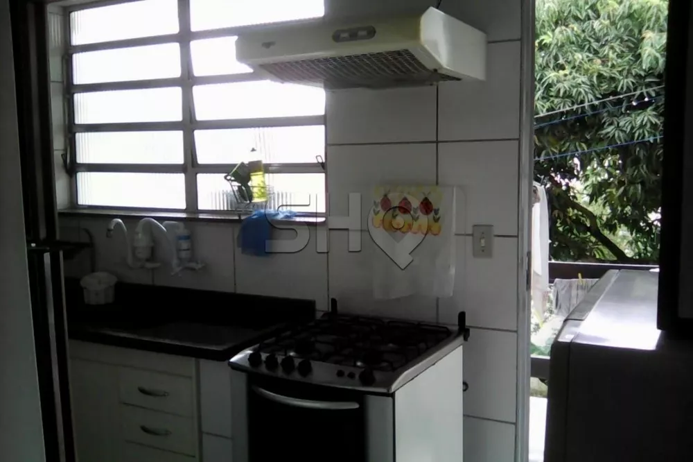 Casa à venda com 2 quartos, 250m² - Foto 3