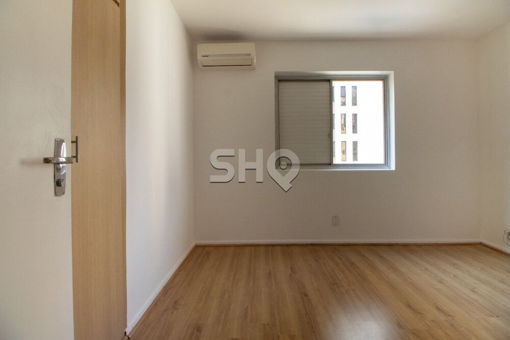 Apartamento para alugar com 3 quartos, 157m² - Foto 4