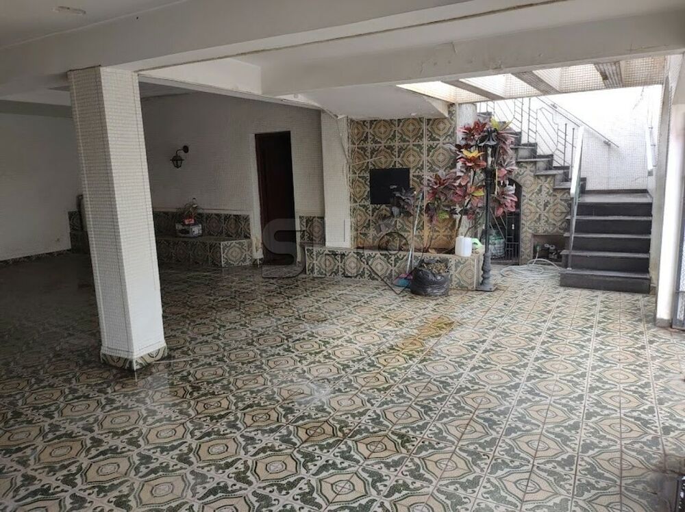 Casa Comercial para alugar com 5 quartos, 400m² - Foto 16