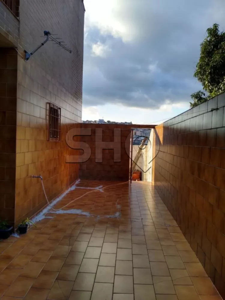 Sobrado à venda com 2 quartos, 328m² - Foto 15