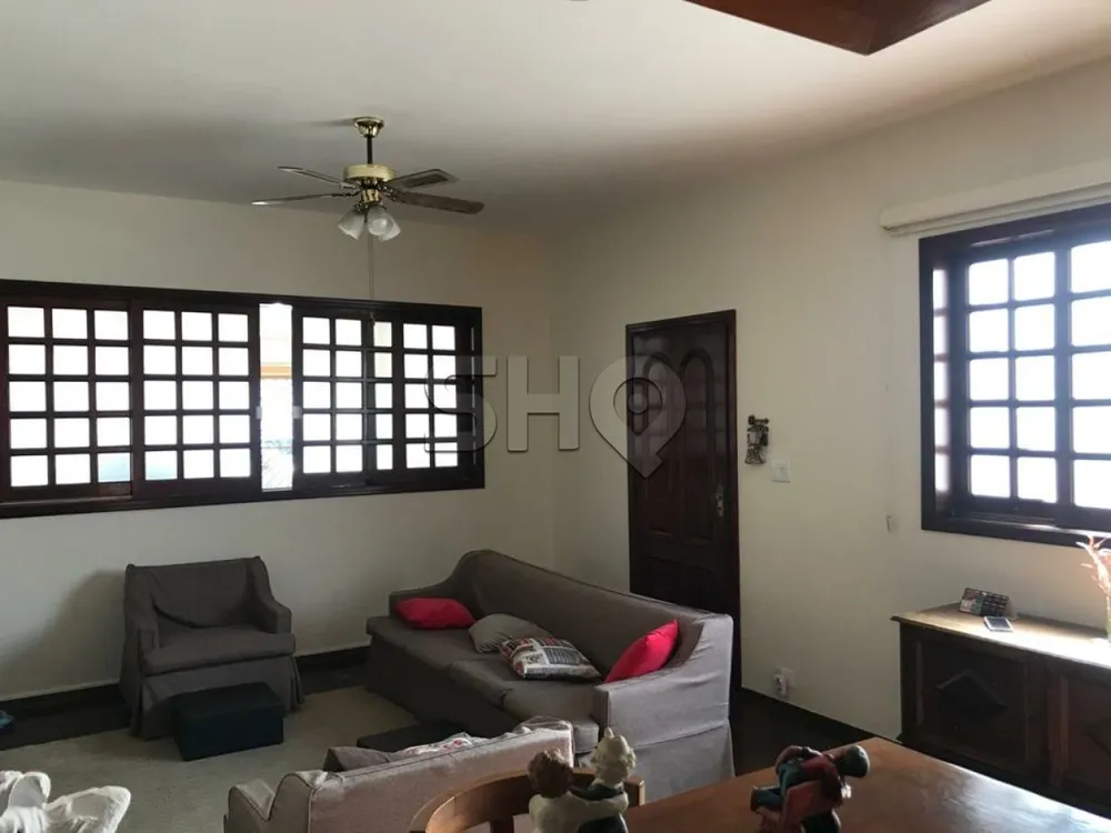Casa, 3 quartos, 179 m² - Foto 1