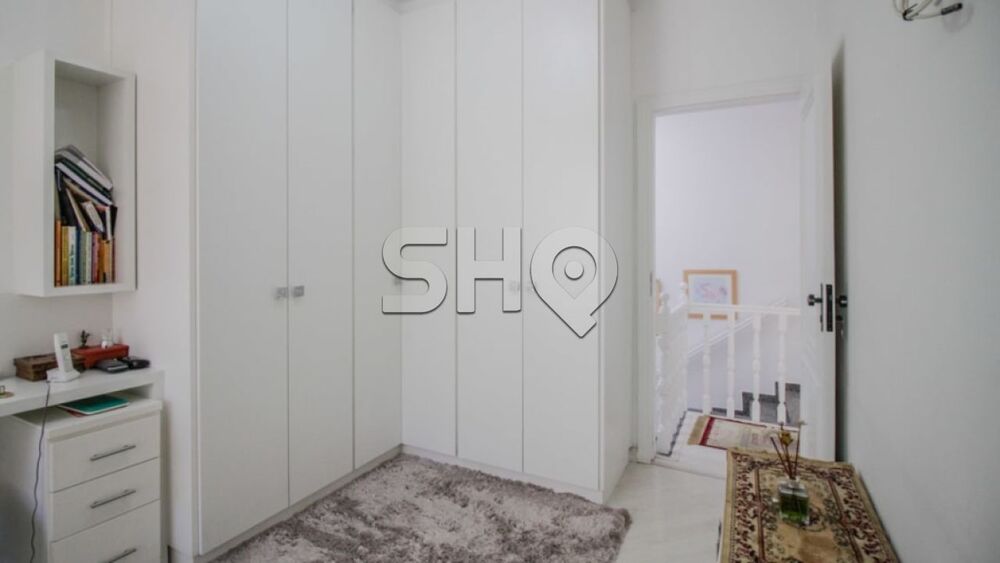 Sobrado, 4 quartos, 227 m² - Foto 1