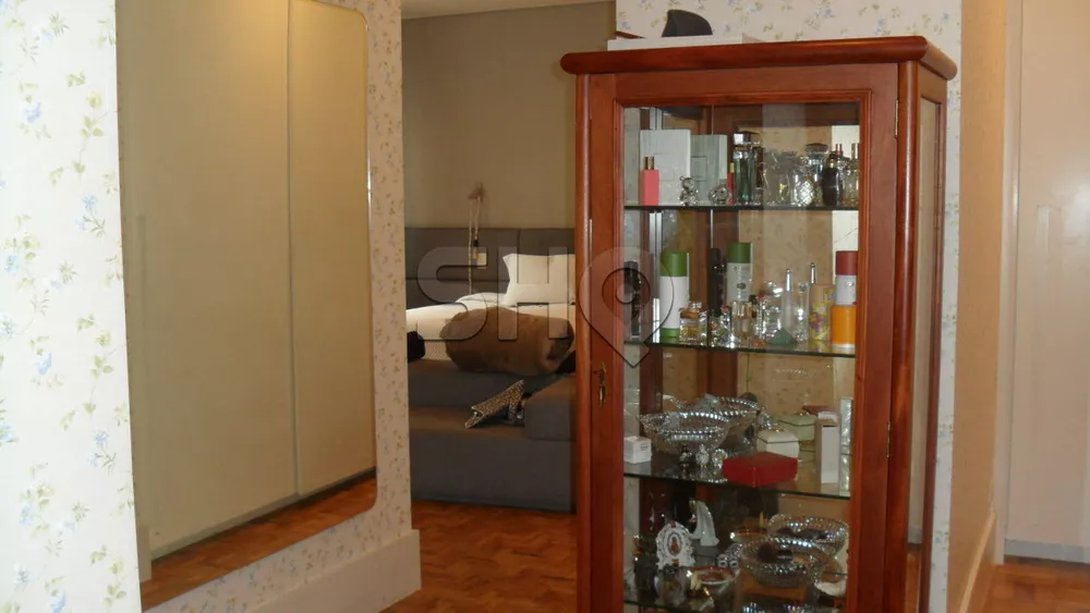 Apartamento, 3 quartos, 380 m² - Foto 1