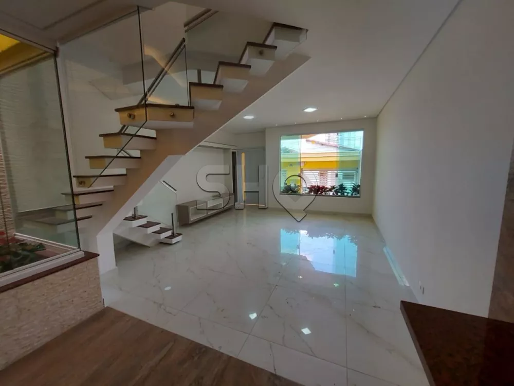 Sobrado à venda com 3 quartos, 310m² - Foto 1