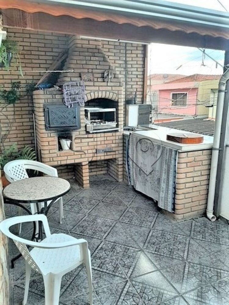 Sobrado à venda com 3 quartos, 100m² - Foto 1