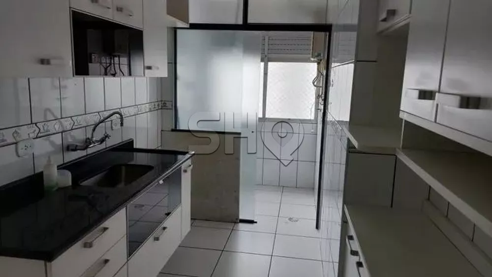 Apartamento à venda com 2 quartos, 61m² - Foto 2