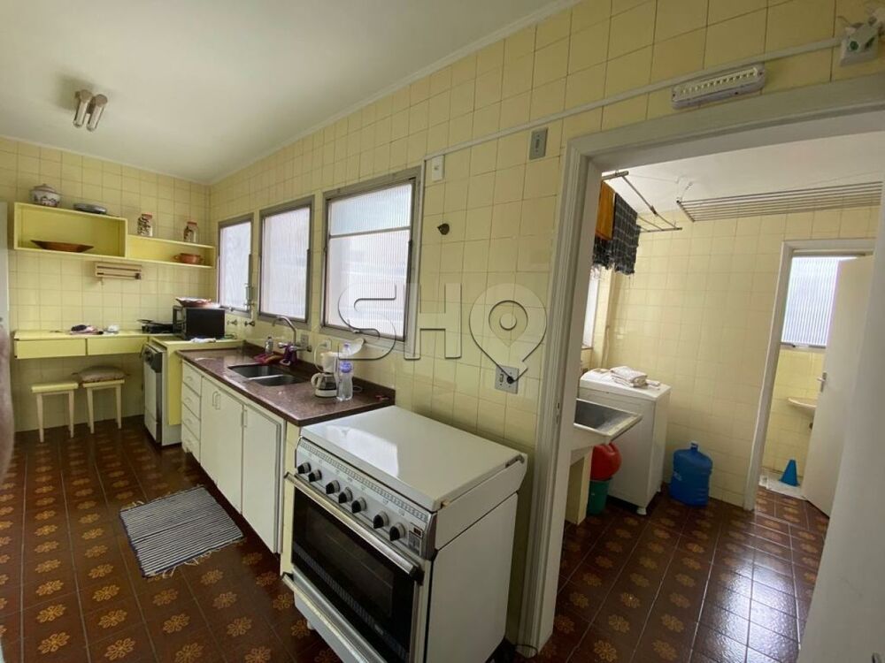 Apartamento à venda com 3 quartos, 142m² - Foto 10