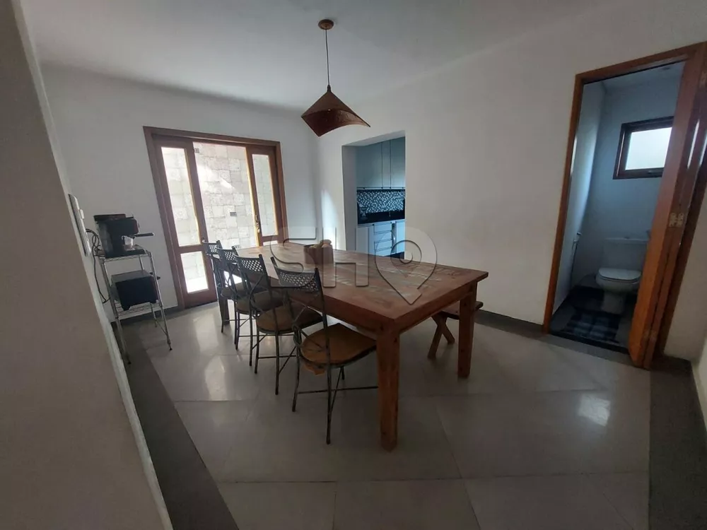 Casa à venda com 3 quartos, 160m² - Foto 1