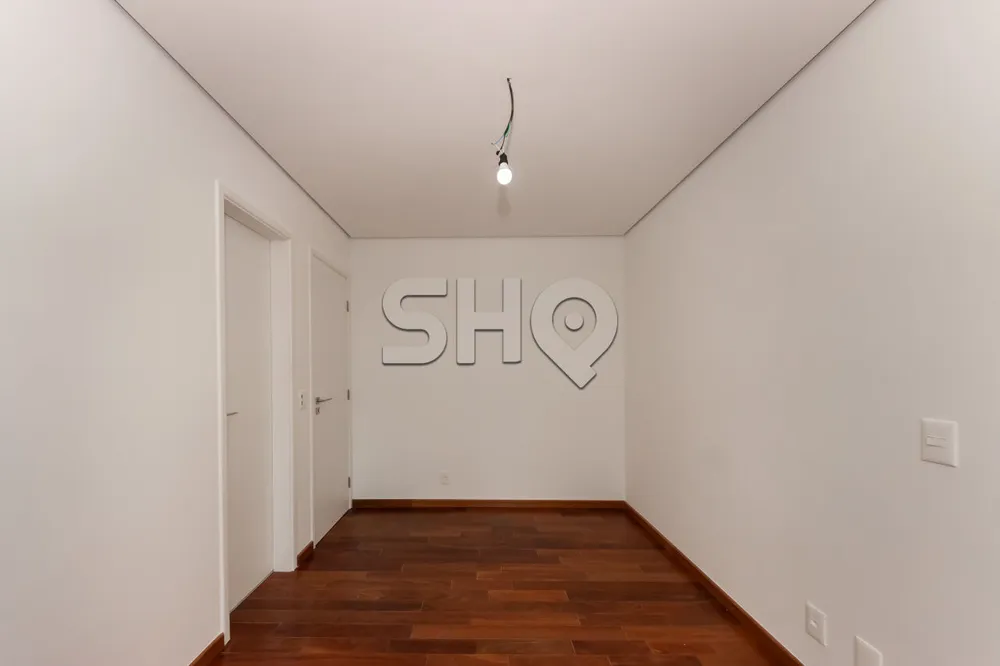 Apartamento, 3 quartos, 208 m² - Foto 1