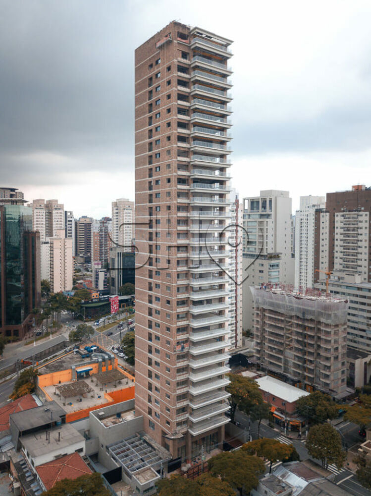 Apartamento, 3 quartos, 307 m² - Foto 1