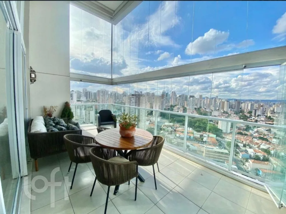 Apartamento à venda com 4 quartos, 214m² - Foto 2