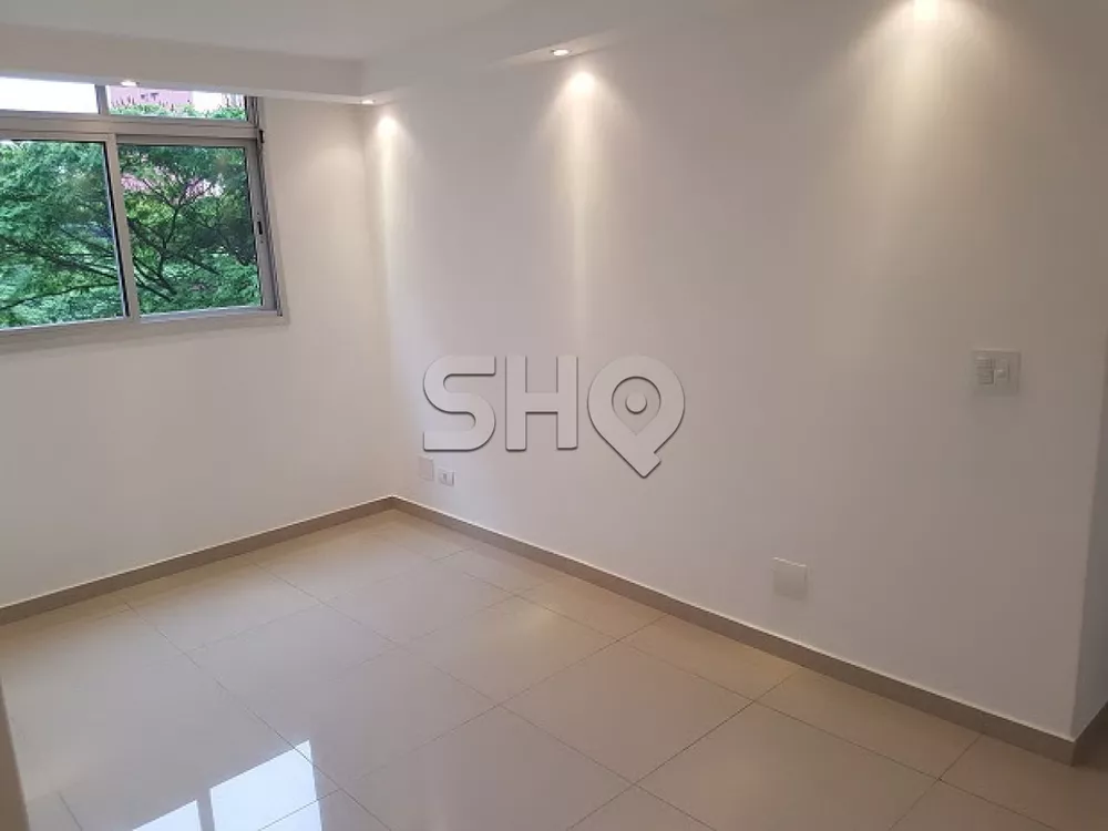 Apartamento à venda com 3 quartos, 70m² - Foto 2