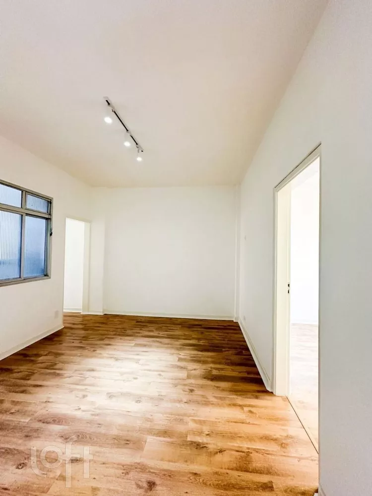 Apartamento à venda com 2 quartos, 75m² - Foto 4