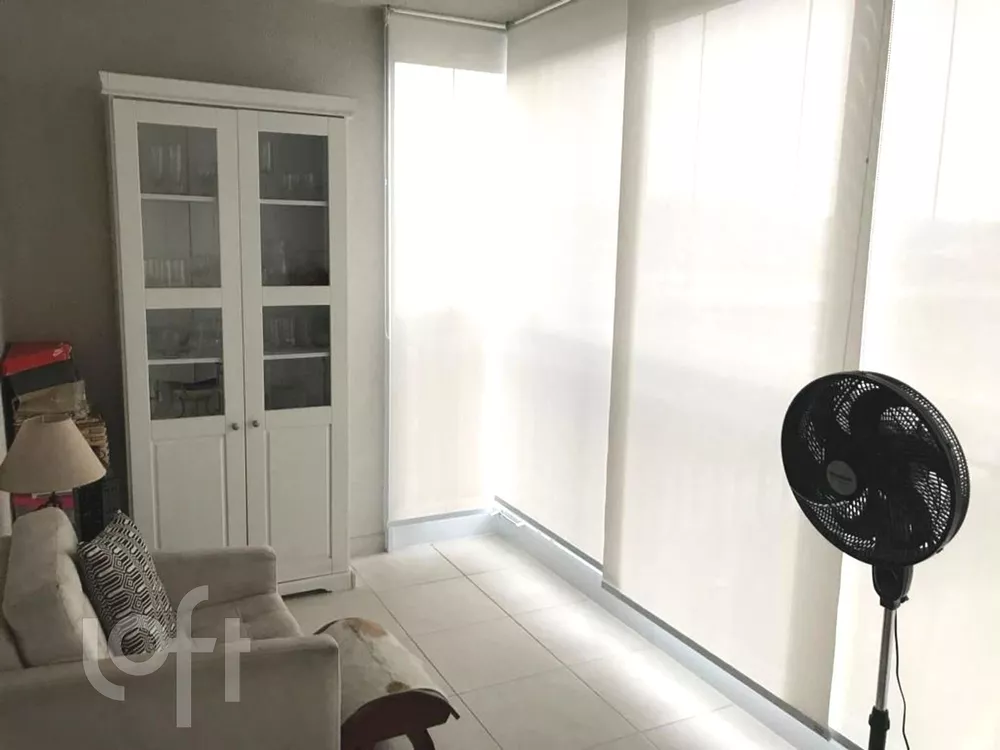 Apartamento à venda com 2 quartos, 60m² - Foto 8