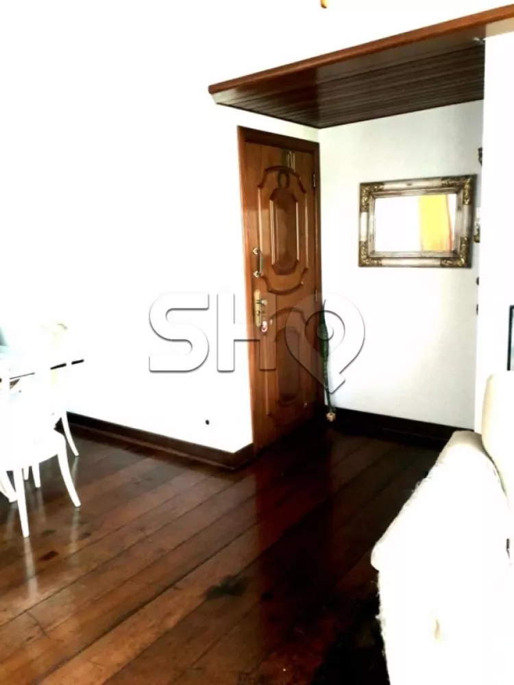 Apartamento à venda com 3 quartos, 160m² - Foto 1