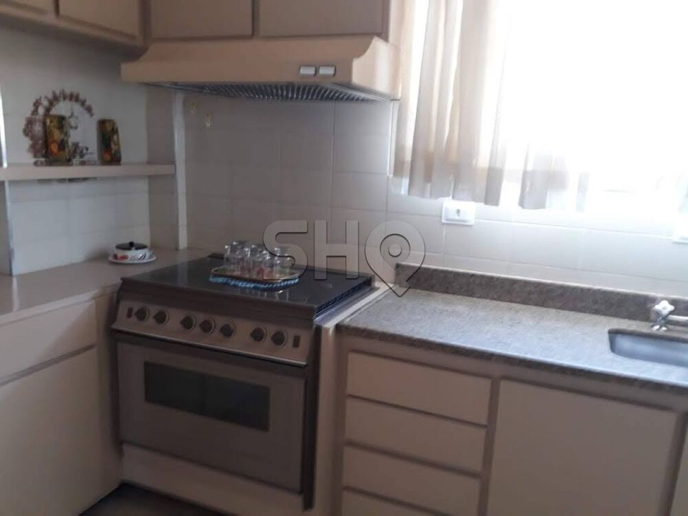 Apartamento, 3 quartos, 142 m² - Foto 2