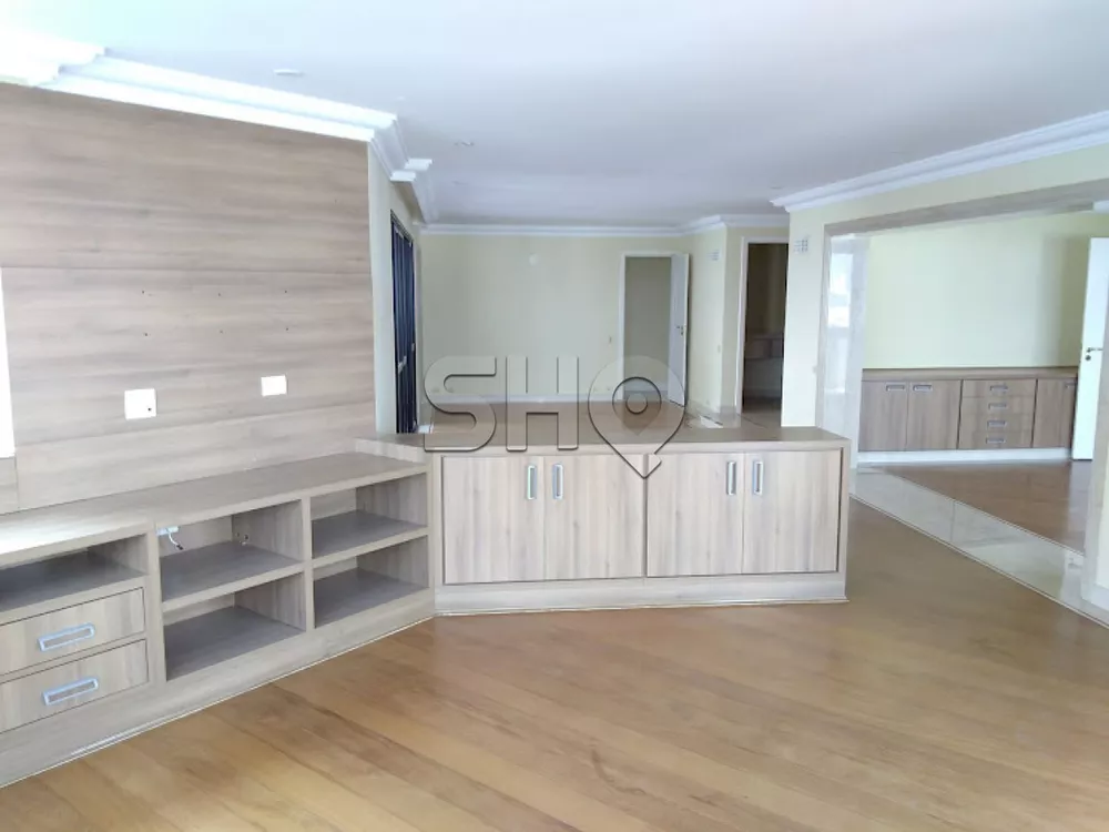 Apartamento à venda com 3 quartos, 267m² - Foto 2