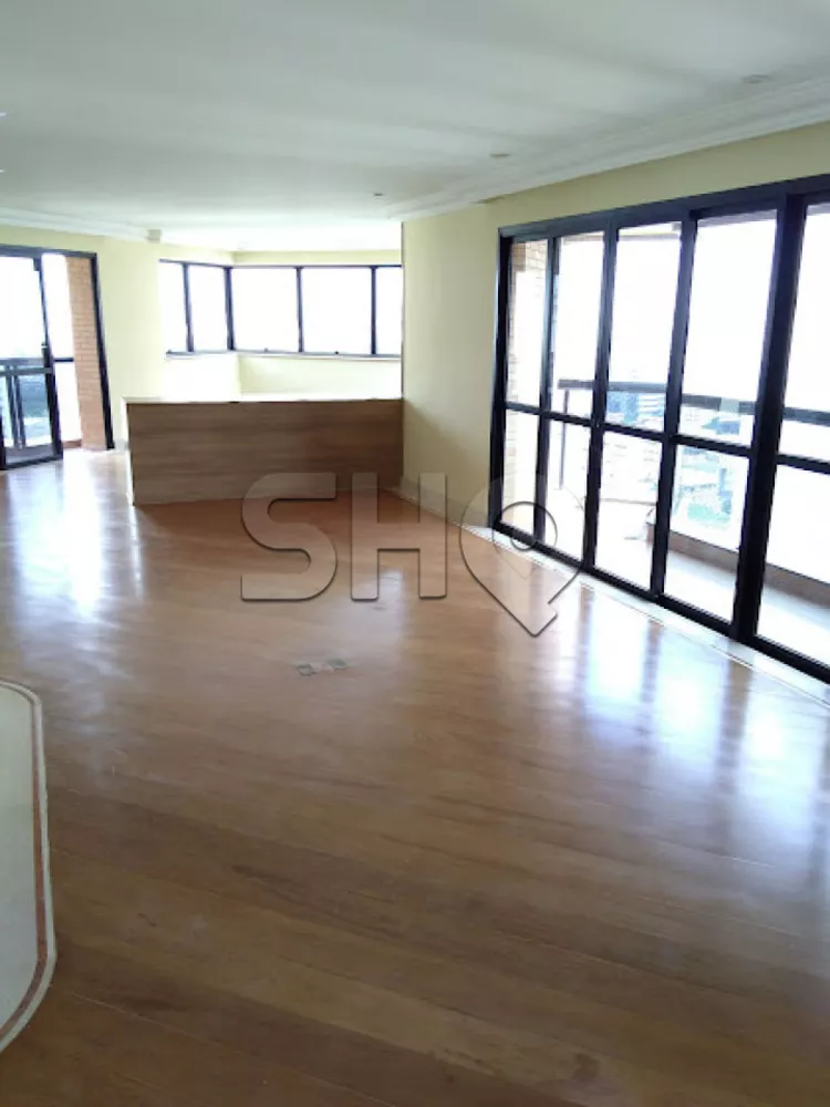 Apartamento à venda com 3 quartos, 267m² - Foto 1