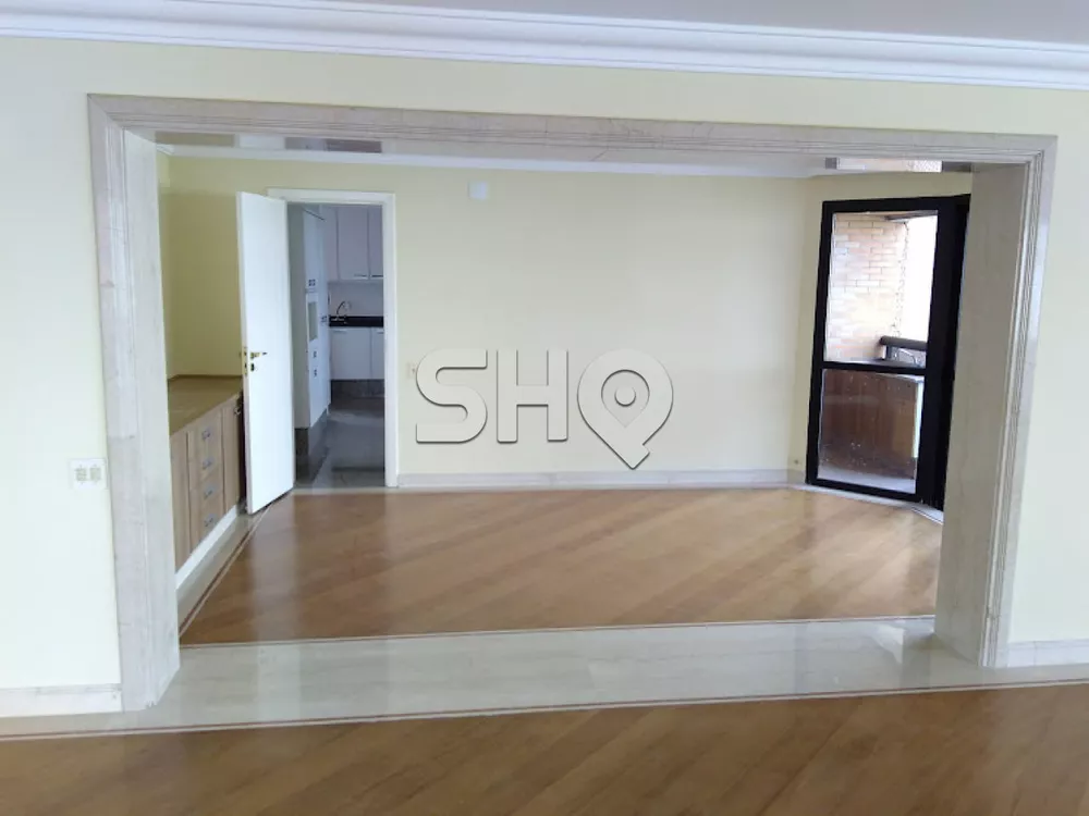 Apartamento à venda com 3 quartos, 267m² - Foto 3