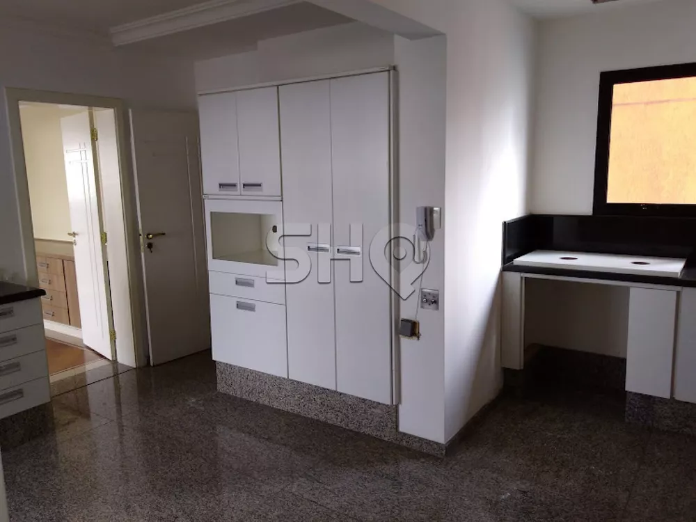 Apartamento à venda com 3 quartos, 267m² - Foto 5