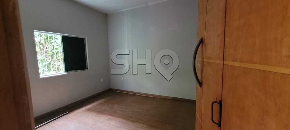 Casa à venda com 2 quartos, 80m² - Foto 1