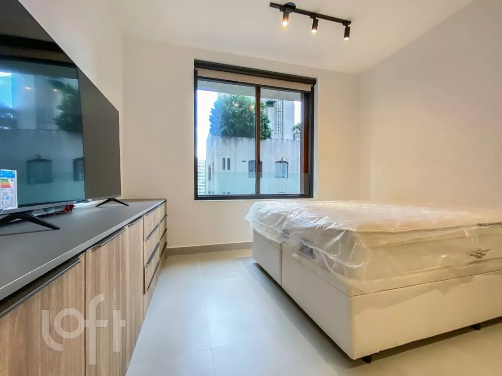 Apartamento à venda com 1 quarto, 29m² - Foto 4