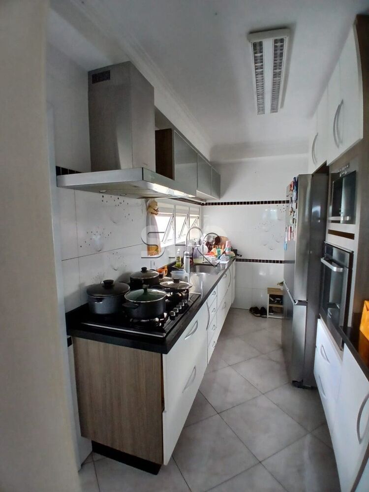 Apartamento à venda com 3 quartos, 131m² - Foto 4