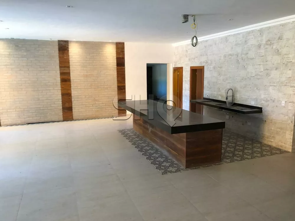 Casa à venda com 5 quartos, 560m² - Foto 2