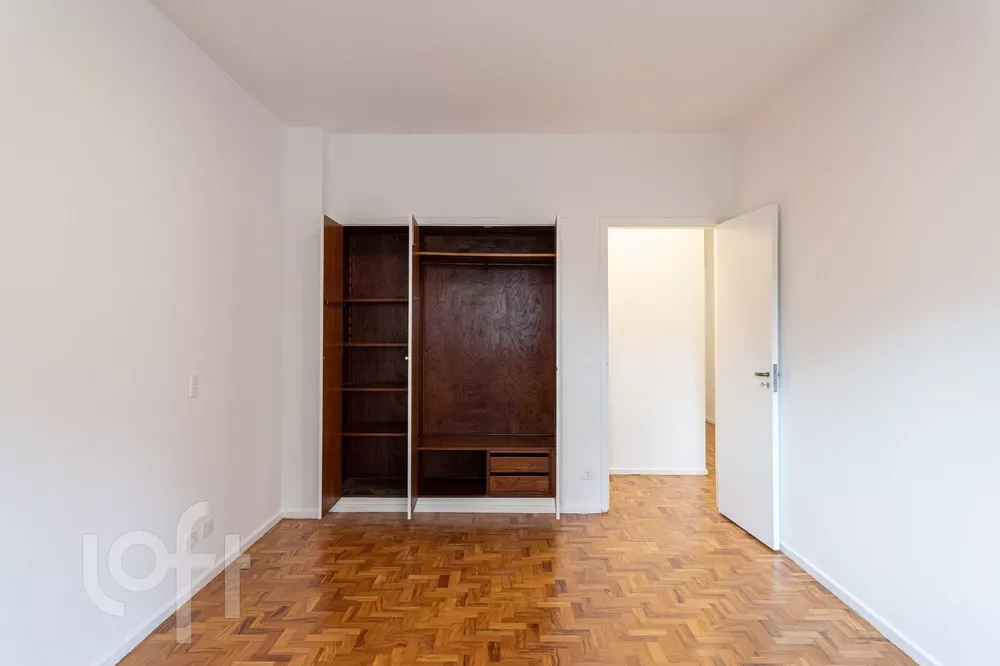 Apartamento à venda com 3 quartos, 187m² - Foto 2