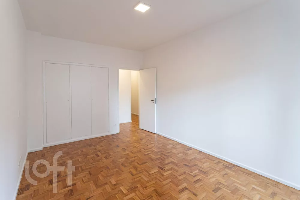 Apartamento à venda com 3 quartos, 187m² - Foto 3