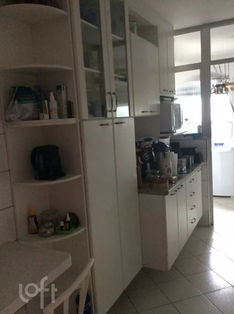 Apartamento à venda com 3 quartos, 95m² - Foto 4