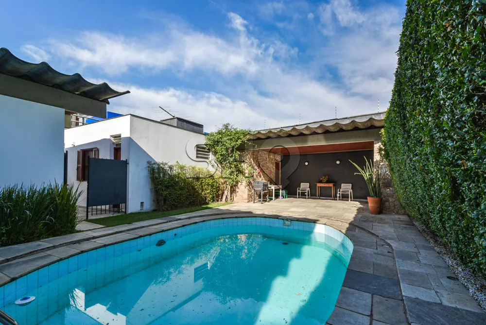 Sobrado, 4 quartos, 351 m² - Foto 1