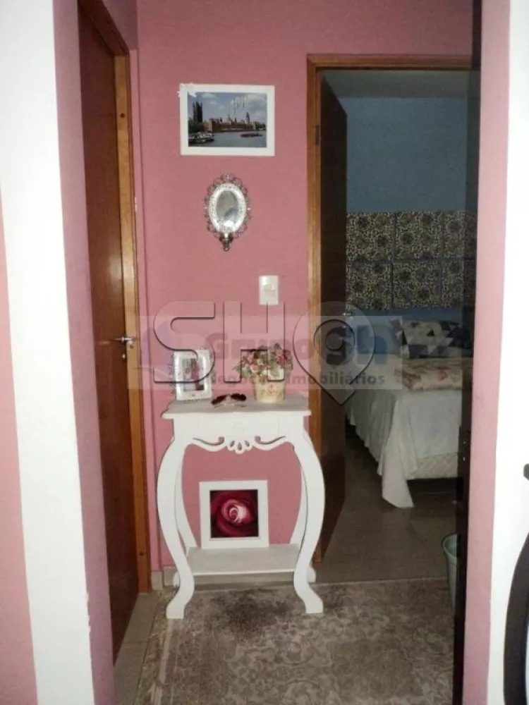 Apartamento à venda com 2 quartos, 62m² - Foto 3