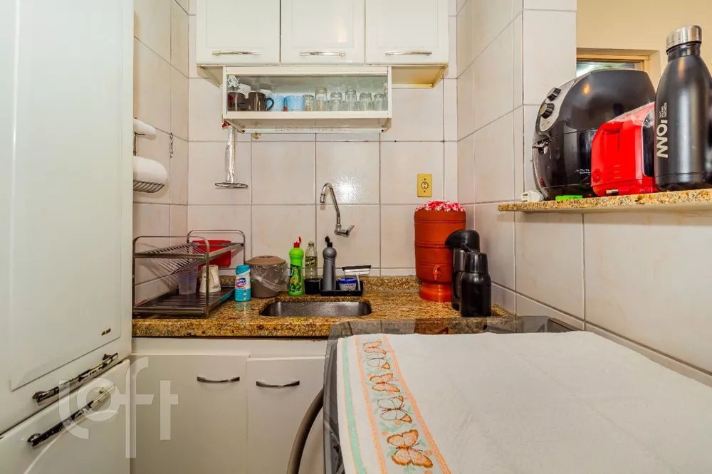 Apartamento à venda com 1 quarto, 41m² - Foto 8