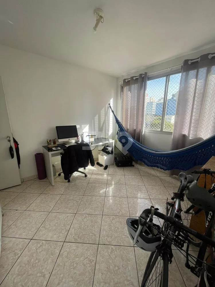 Apartamento à venda com 2 quartos, 63m² - Foto 2