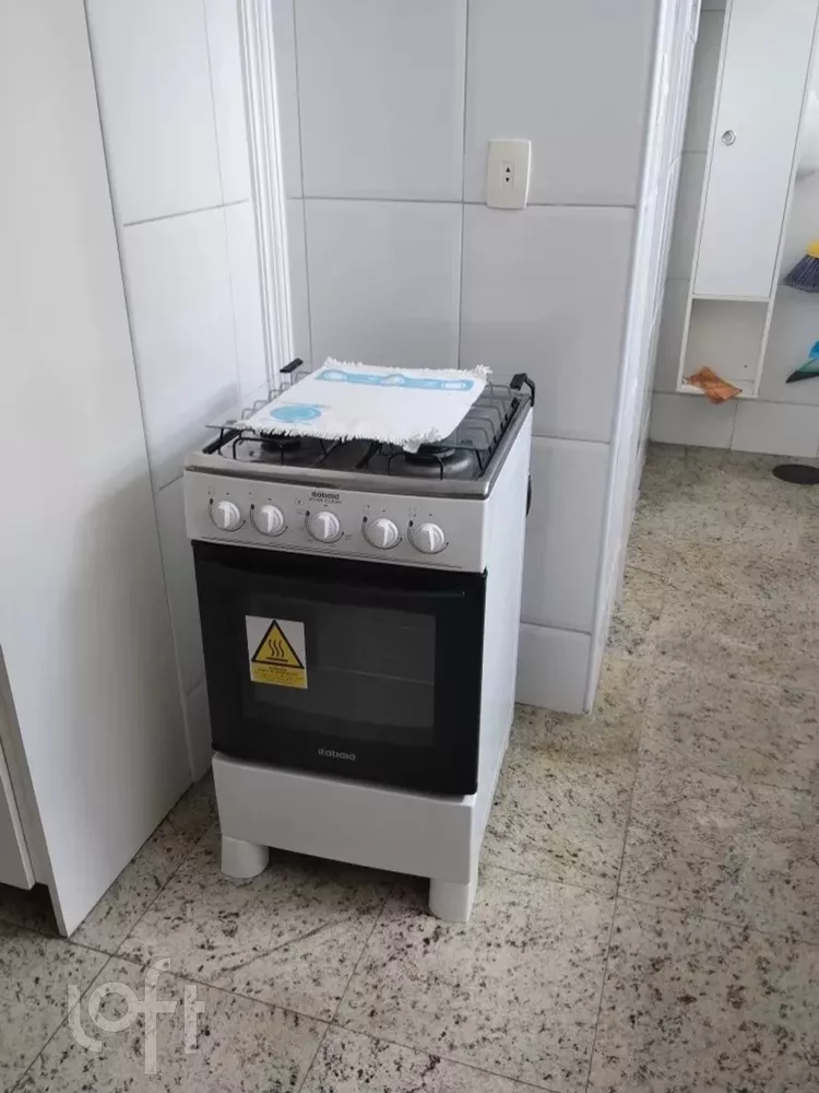 Apartamento à venda com 2 quartos, 65m² - Foto 4