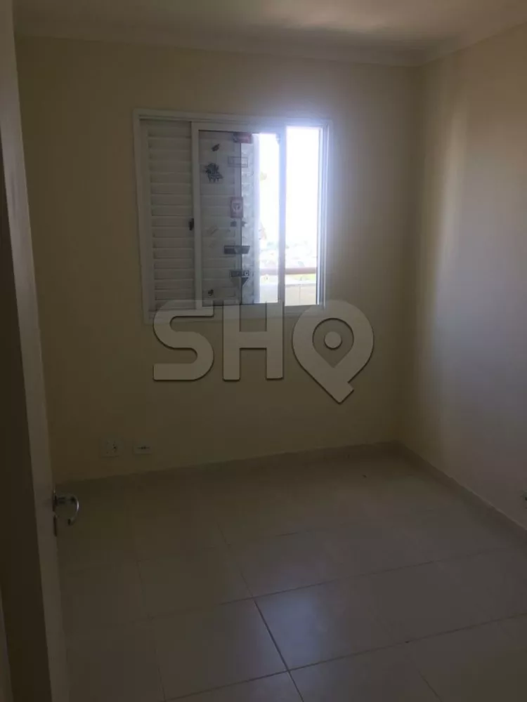 Apartamento à venda com 3 quartos, 70m² - Foto 3