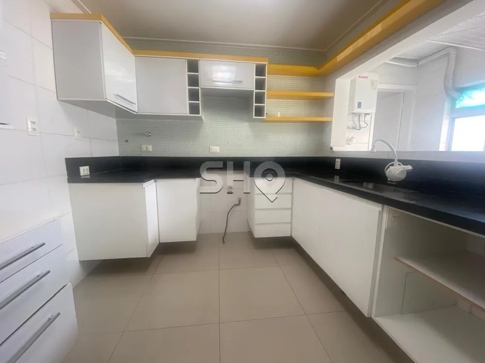 Apartamento, 3 quartos, 140 m² - Foto 1
