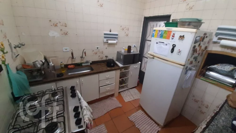 Casa à venda com 4 quartos, 200m² - Foto 4