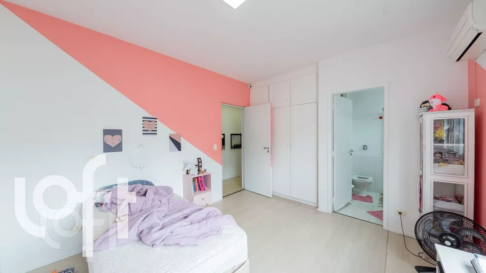 Apartamento à venda com 4 quartos, 210m² - Foto 8