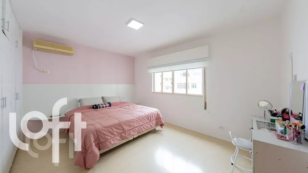 Apartamento à venda com 4 quartos, 210m² - Foto 6