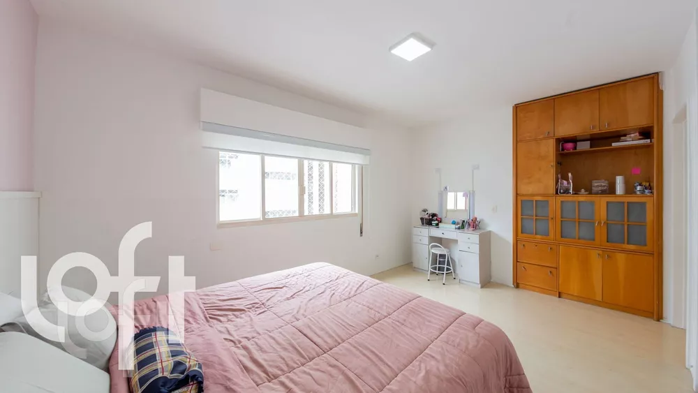 Apartamento à venda com 4 quartos, 210m² - Foto 5