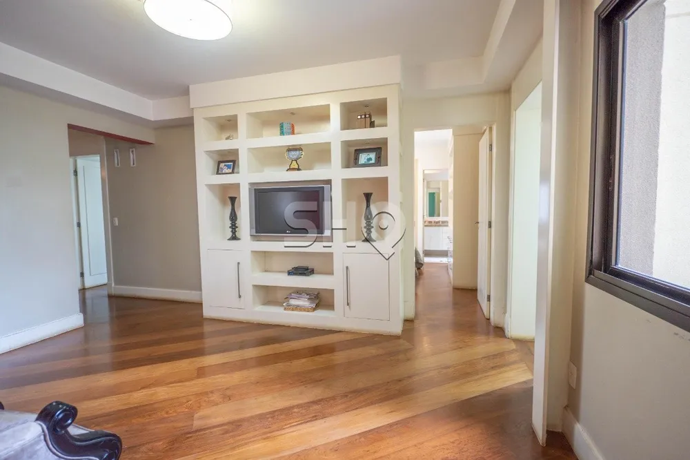 Apartamento, 4 quartos, 235 m² - Foto 4