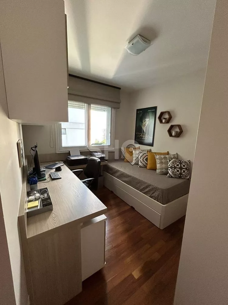 Apartamento à venda com 3 quartos, 131m² - Foto 8