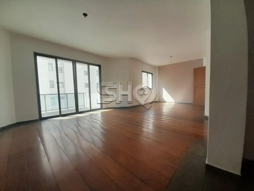 Apartamento, 3 quartos, 152 m² - Foto 1