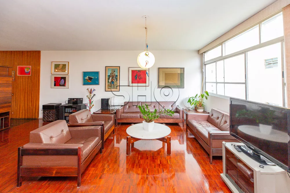 Apartamento à venda com 3 quartos, 213m² - Foto 2